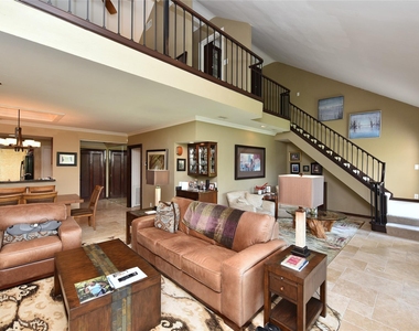 4144 Greystone Way - Photo Thumbnail 10