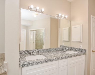 15319 Goodman Street - Photo Thumbnail 19