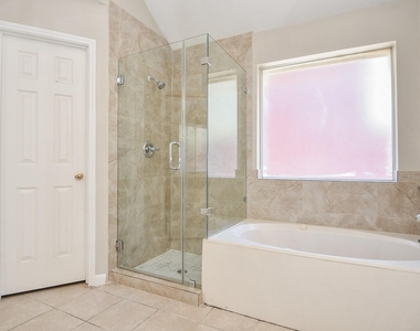 15319 Goodman Street - Photo Thumbnail 20