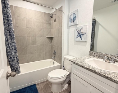 16799 N Marie Village Drive - Photo Thumbnail 12