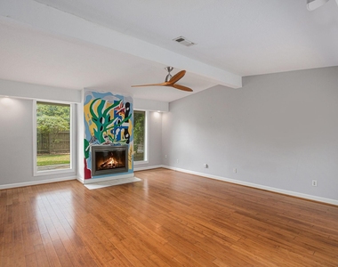 5539 Indigo Street - Photo Thumbnail 4