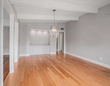 5539 Indigo Street - Photo Thumbnail 10