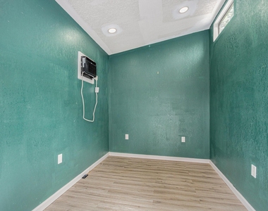 5539 Indigo Street - Photo Thumbnail 33