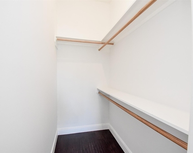 4714 Talina Way - Photo Thumbnail 11