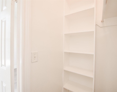 4714 Talina Way - Photo Thumbnail 14
