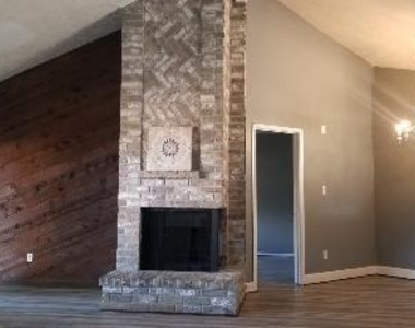 16727 Lost Quail Drive - Photo Thumbnail 4