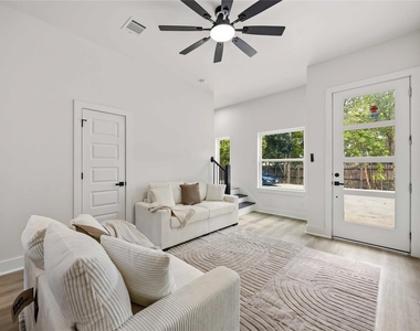 7217 Sandra Street - Photo Thumbnail 2