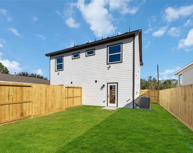 7221 Sandra Street - Photo Thumbnail 29