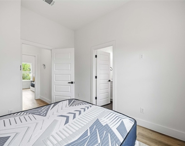 7217 Sandra Street - Photo Thumbnail 14