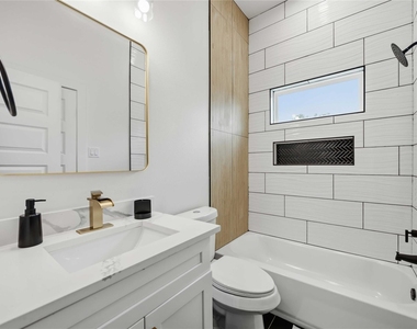 7217 Sandra Street - Photo Thumbnail 15