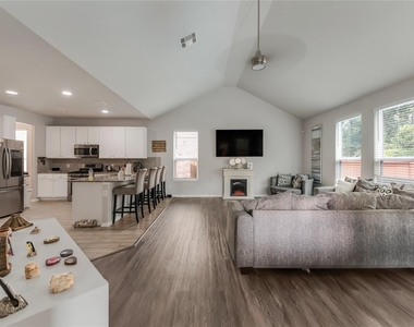 20906 Cypress Overlook Trail - Photo Thumbnail 16