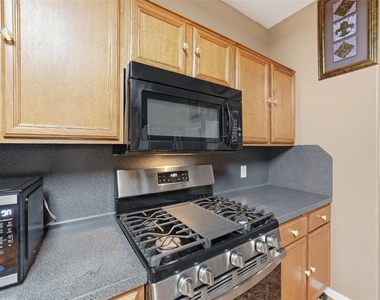 19614 Jackson Brook Way - Photo Thumbnail 7