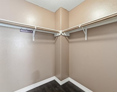 19614 Jackson Brook Way - Photo Thumbnail 25