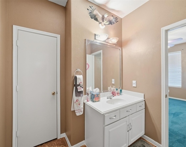 19614 Jackson Brook Way - Photo Thumbnail 15