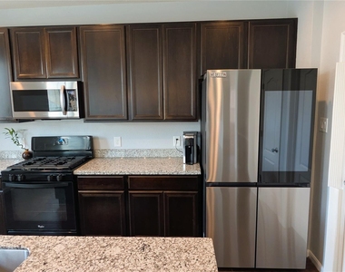 22518 Belmont Cove Lane - Photo Thumbnail 13