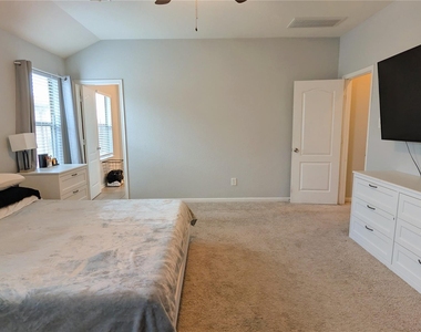 22518 Belmont Cove Lane - Photo Thumbnail 20