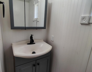 17406 Spruce Lane - Photo Thumbnail 16