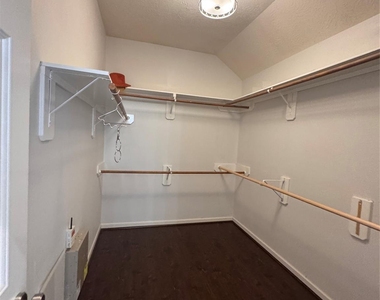 11502 Cecil Summers Way - Photo Thumbnail 7