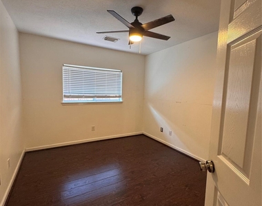 11502 Cecil Summers Way - Photo Thumbnail 10