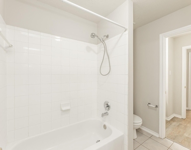 24502 Drakefield Court - Photo Thumbnail 25