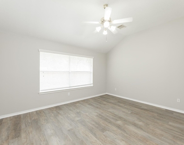 24502 Drakefield Court - Photo Thumbnail 17