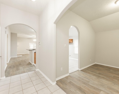 24502 Drakefield Court - Photo Thumbnail 5