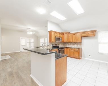 24502 Drakefield Court - Photo Thumbnail 7