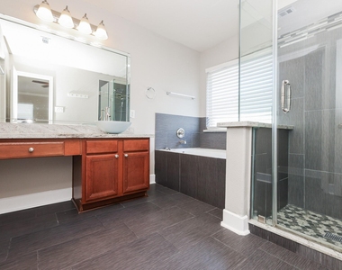 16021 Summerville Lake Drive - Photo Thumbnail 18