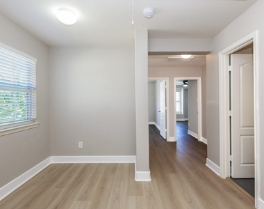 16021 Summerville Lake Drive - Photo Thumbnail 21