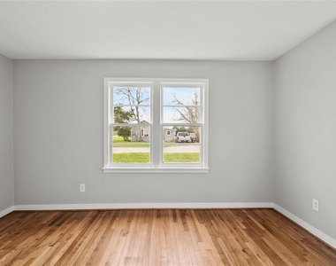 234 E Texas Street - Photo Thumbnail 10