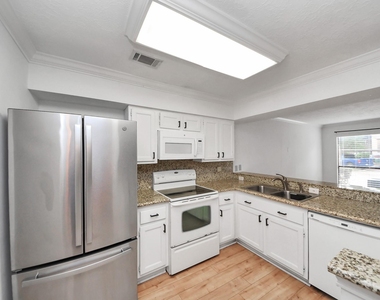 12755 Mill Ridge Drive - Photo Thumbnail 5