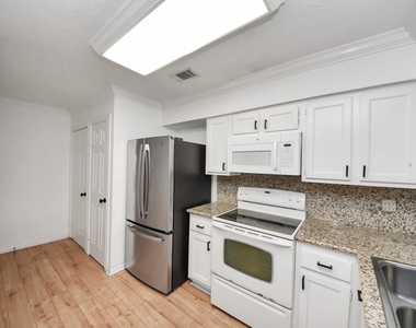 12755 Mill Ridge Drive - Photo Thumbnail 8