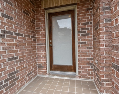 5710 Cornish Street - Photo Thumbnail 3