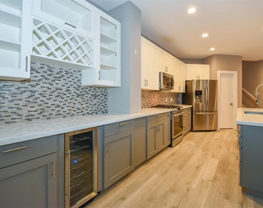 5710 Cornish Street - Photo Thumbnail 12