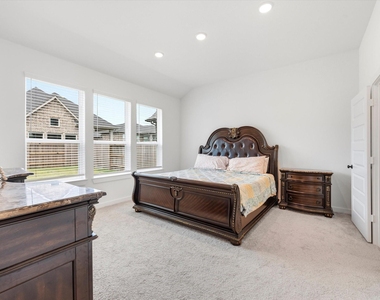481 Harvest Moon Drive - Photo Thumbnail 15