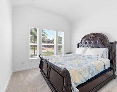 481 Harvest Moon Drive - Photo Thumbnail 5