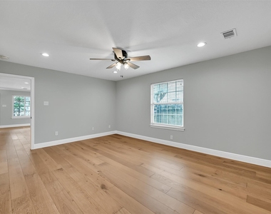 12744 Point Aquarius Boulevard - Photo Thumbnail 14