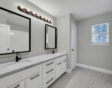 12744 Point Aquarius Boulevard - Photo Thumbnail 30
