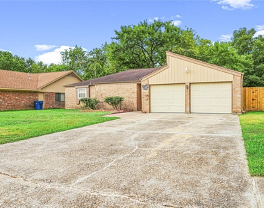 5927 Bihia Forest Drive - Photo Thumbnail 17