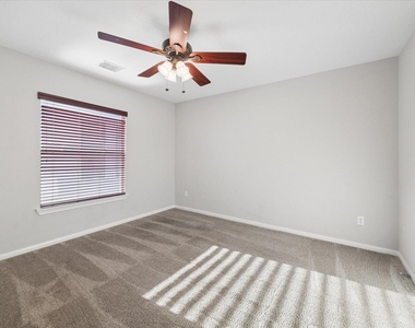 1432 W 24th Street - Photo Thumbnail 8