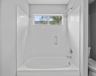 9006 Blue Cedar Lane - Photo Thumbnail 12