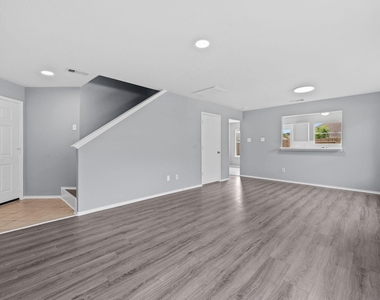 9006 Blue Cedar Lane - Photo Thumbnail 3