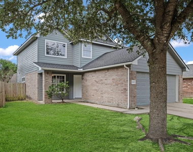 9006 Blue Cedar Lane - Photo Thumbnail 1