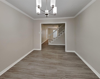 2457 Ripplewood Drive - Photo Thumbnail 5