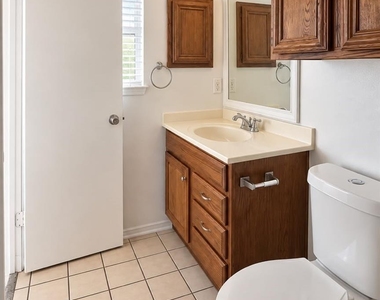 6703 Loch Bruceray Dr - Photo Thumbnail 9