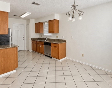 6703 Loch Bruceray Dr - Photo Thumbnail 8