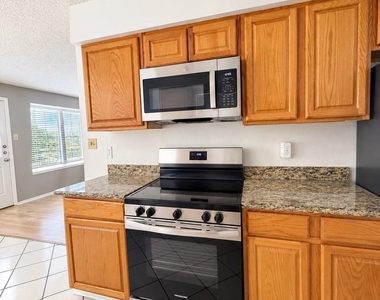 6703 Loch Bruceray Dr - Photo Thumbnail 7