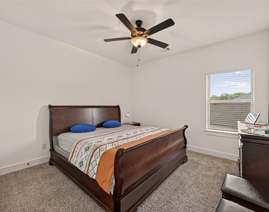 10730 Hidden Rock Drive - Photo Thumbnail 31