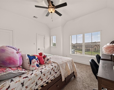 10730 Hidden Rock Drive - Photo Thumbnail 32