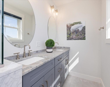220 North End - Photo Thumbnail 21